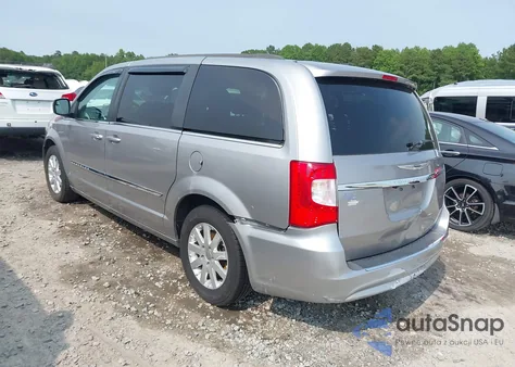 2015 Chrysler Town & Country Touring z USA, uszkodzony, nr VIN 2C4RC1BG0FR522141